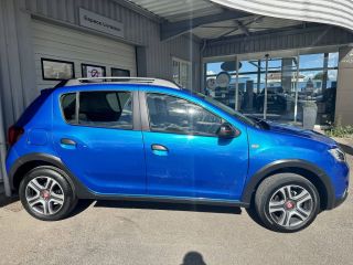 21300 : Hyundai Dijon - Privilège Automobiles - DACIA SANDERO Stepway - SANDERO II - Bleu - Boîte manuelle - Essence sans plomb