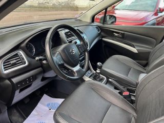89100 : Hyundai Sens - APS - SUZUKI S-Cross - S-Cross - Mineral Gray - Traction - Essence/Micro-Hybride