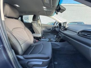 29000 : Hyundai Quimper - Iroise Automobiles - HYUNDAI i30 - i30 - Sailing Blue métal - Traction - Essence