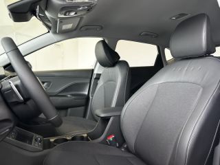 85000 : Hyundai MoceanRent | La Roche-sur-Yon - Océane Auto - HYUNDAI KONA Creative - KONA II - Blanc - Automate sequentiel - Essence / Courant électrique