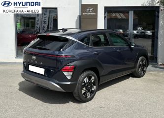 13200 : HYUNDAI Arles - Lexa Automobile - HYUNDAI KONA Creative - KONA II - DENIM BLUE - Automate sequentiel - Essence / Courant électrique