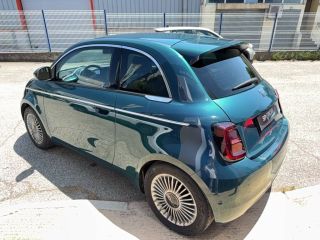 04100 : Hyundai Manosque - Pedinielli - FIAT 500e 3+1 Nouvelle 500 - 500 III ELECTRIQUE - Bleu - Automate à fonct. Continu - Courant électrique