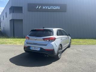 41000 : Hyundai Blois - Mondial Auto - HYUNDAI i30 - i30 - Shimmering Silver Métal - Traction - Essence/Micro-Hybride