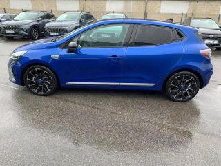 29200 : Hyundai Brest - Iroise Automobiles - RENAULT Clio - Clio - Bleu Iron - Traction - Hybride : Essence/Electrique
