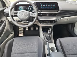 13200 : HYUNDAI Arles - Lexa Automobile - HYUNDAI BAYON Creative - BAYON - Blanc - Boîte manuelle - Essence sans plomb