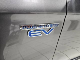 82005 : Hyundai Montauban - Pierre Guirado Automobiles - MITSUBISHI Outlander - Outlander - Titanium Grey - Transmission intégrale - Hybride rechargeable : Essence/Electrique
