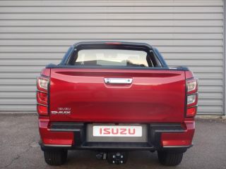 52000 : Hyundai Chaumont - Garage Michel Bazin - ISUZU D-Max - D-Max - Red Spinel Mica - Transmission intégrale enclenc - Diesel