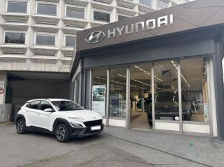 75013 : Hyundai Paris 13 - Bayard Automobiles - HYUNDAI Kona - Kona - Atlas White - Traction - Hybride : Essence/Electrique