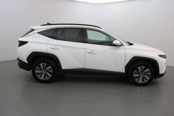 01150 : Stock constructeur - HYUNDAI TUCSON Creative - TUCSON IV - Blanc - Boîte automatique - Essence / Courant électrique