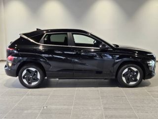 57685 : Hyundai Metz - Theobald Automobiles - HYUNDAI Kona - Kona - Abyss Black perlé métallisé - Traction - Electrique