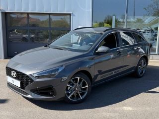 57685 : Hyundai Metz - Theobald Automobiles - HYUNDAI i30 SW - i30 SW - Ecotronic Grey métal - Traction - Essence