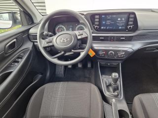 14100 : Hyundai Lisieux - Trajectoire Automobiles - HYUNDAI i20 - i20 - SAW ATLAS WHITE - Traction - Essence