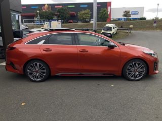 49070 : Hyundai Angers - Oceane Automobiles - KIA PROCEED GT - PROCEED III - Rouge - Automate sequentiel - Essence sans plomb