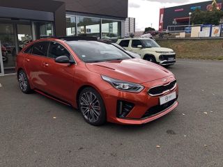 49070 : Hyundai Angers - Oceane Automobiles - KIA PROCEED GT - PROCEED III - Rouge - Automate sequentiel - Essence sans plomb