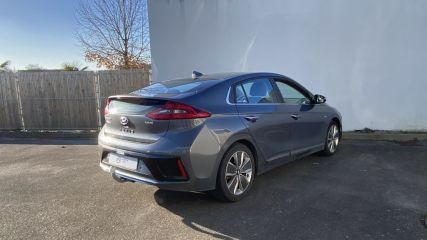49300 : Hyundai Cholet - Océane Auto - HYUNDAI IONIQ Creative - IONIQ - Noir - Automate sequentiel - Essence / Courant électrique