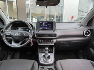 59640 : Hyundai Dunkerque - Europ&#039;Auto - HYUNDAI Kona - Kona - Pulse Red Métal - Traction - Hybride : Essence/Electrique
