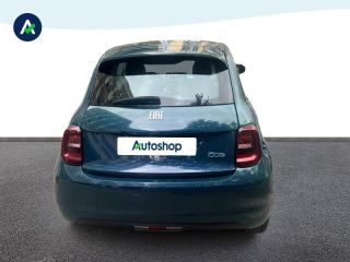 75013 : Hyundai Paris 13 - BPM Cars - FIAT 500 - 500 - Ocean Green métal - Traction - Electrique
