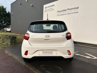 14100 : Hyundai Lisieux - Trajectoire Automobiles - HYUNDAI i10 - i10 - Polar White - Traction - Essence