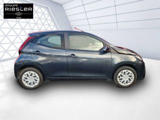 77600 : Hyundai Bussy-Saint-Georges - Protea by Riester - TOYOTA AYGO MC18 x-play - AYGO II - Gris - Boîte automatisée - Essence sans plomb