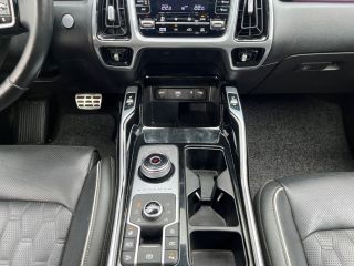 38200 : Hyundai Vienne - Groupe Central Autos - KIA SORENTO Premium - SORENTO IV - Gris - Boîte automatique - Essence / Courant électrique