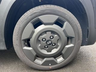 41000 : Hyundai Blois - Mondial des Nations - HYUNDAI Inster Cross - Inster Cross - Abyss Black métal perlé - Traction - Electrique