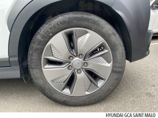 35400 : Hyundai Saint-Malo - GCA - HYUNDAI Kona - Kona - Chalk White Métal - Traction - Electrique