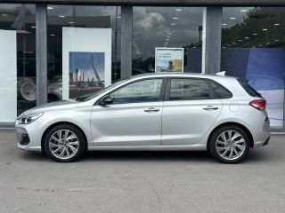 57100 : Hyundai Thionville - Théobald Automobiles - HYUNDAI i30 - i30 - Platinum Silver - Traction - Essence