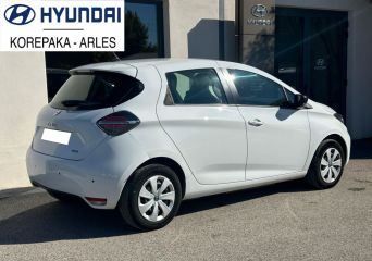 13200 : HYUNDAI Arles - Lexa Automobile - RENAULT ZOE Life - ZOE - Blanc - Automate à fonct. Continu - Courant électrique