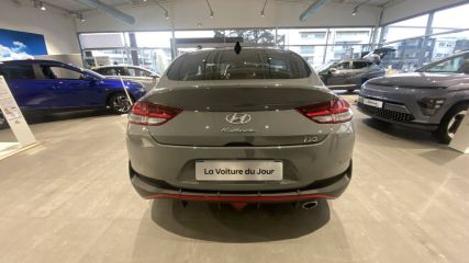33140 : Hyundai Bordeaux Sud Villenave d&#039;Ornon - Sipa Automobiles - HYUNDAI i30 FASTBACK N Line - i30 III - SHADOW GREY - Boîte séquentielle - Essence sans plomb