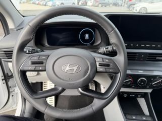 14100 : Hyundai Lisieux - Trajectoire Automobiles - HYUNDAI Bayon - Bayon - Atlas White - Traction - Essence