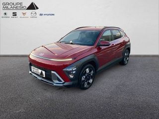 13300 : Hyundai Salon de Provence - Cap Milanesio - HYUNDAI KONA Creative - KONA (02/2023) - ULTIMATE RED - Automate sequentiel - Essence / Courant électrique
