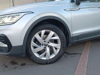 59640 : Hyundai Dunkerque - Europ'Auto - VOLKSWAGEN Tiguan - Tiguan - Gris Lunaire - Traction - Diesel