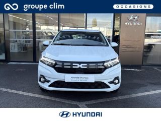 40990 : Hyundai Dax - i-AUTO - DACIA Sandero - Sandero - Blanc - Traction - Essence