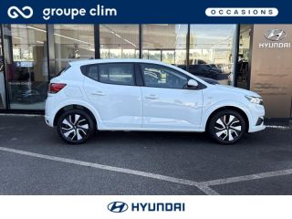 40990 : Hyundai Dax - i-AUTO - DACIA Sandero - Sandero - Blanc - Traction - Essence