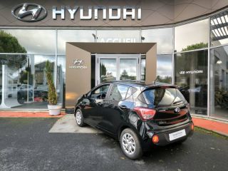 19100 : Hyundai Brive-la-Gaillarde - Garage Pouget - HYUNDAI i10 - i10 - Phantom Black Métal - Traction - Essence