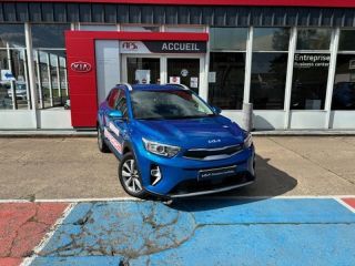 89100 : Hyundai Sens - APS - KIA Stonic - Stonic - Bleu Azur métallisé - Traction - Essence