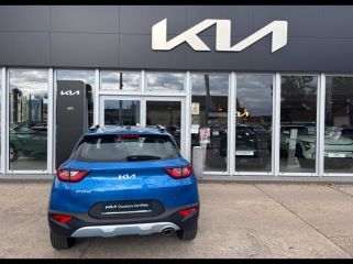 89100 : Hyundai Sens - APS - KIA Stonic - Stonic - Bleu Azur métallisé - Traction - Essence