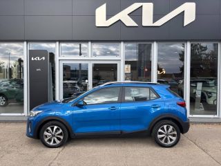 89100 : Hyundai Sens - APS - KIA Stonic - Stonic - Bleu Azur métallisé - Traction - Essence