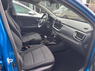 89100 : Hyundai Sens - APS - KIA Stonic - Stonic - Bleu Azur métallisé - Traction - Essence