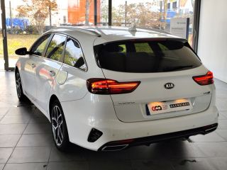 38300 : Hyundai Bourgoin-Jallieu - CENTRAL MOTOR LYON - KIA CEED SW GT Line - CEED III - Blanc - Boîte manuelle - Essence sans plomb