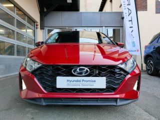 78000 : Hyundai Versailles - SOCOHY - HYUNDAI i20 - i20 - Dragon Red Métal - Traction - Essence/Micro-Hybride