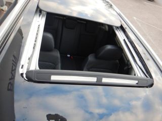 52000 : Hyundai Chaumont - Garage Michel Bazin - SUZUKI Vitara - Vitara - So'Color Sphere Blue Pearl/Black métal - Transmission intégrale - Essence/Micro-Hybride