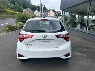 50300 : Hyundai Avranches - GCA - TOYOTA Yaris - Yaris - Peinture Bi-ton - Traction - Essence
