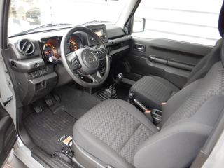 52000 : Hyundai Chaumont - Garage Michel Bazin - SUZUKI Jimny - Jimny - Medium Gray - Transmission intégrale - Essence