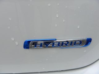 52000 : Hyundai Chaumont - Garage Michel Bazin - SUZUKI Swift - Swift - Pure White Pearl Metal - Traction - Essence/Micro-Hybride