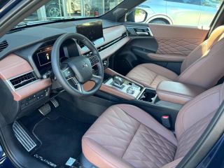 29000 : Hyundai Quimper - Iroise Automobiles - MITSUBISHI Outlander - Outlander - Cosmic Blue Métallisée - Transmission intégrale - Hybride rechargeable : Essence/Electrique