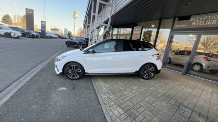 59650 : Hyundai Lille Villeneuve-d&#039;Ascq - V2 Automobiles - HYUNDAI i20  NLINE + NAV + BITON - i20 III - Blanc - Automate sequentiel - Essence sans plomb