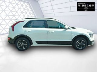 77600 : Hyundai Bussy-Saint-Georges - Protea by Riester - KIA NIRO Active - NIRO II - BLANC - Automate sequentiel - Essence / Courant électrique