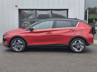 57200 : Hyundai Sarreguemines - Theobald Automobiles - HYUNDAI Bayon - Bayon - Dragon Red Métal - Traction - Essence