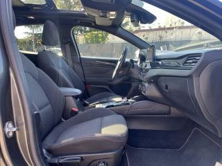 38200 : Hyundai Vienne - Groupe Central Autos - FORD FOCUS ST Line X - FOCUS IV - Gris - Boîte automatique - Essence sans plomb